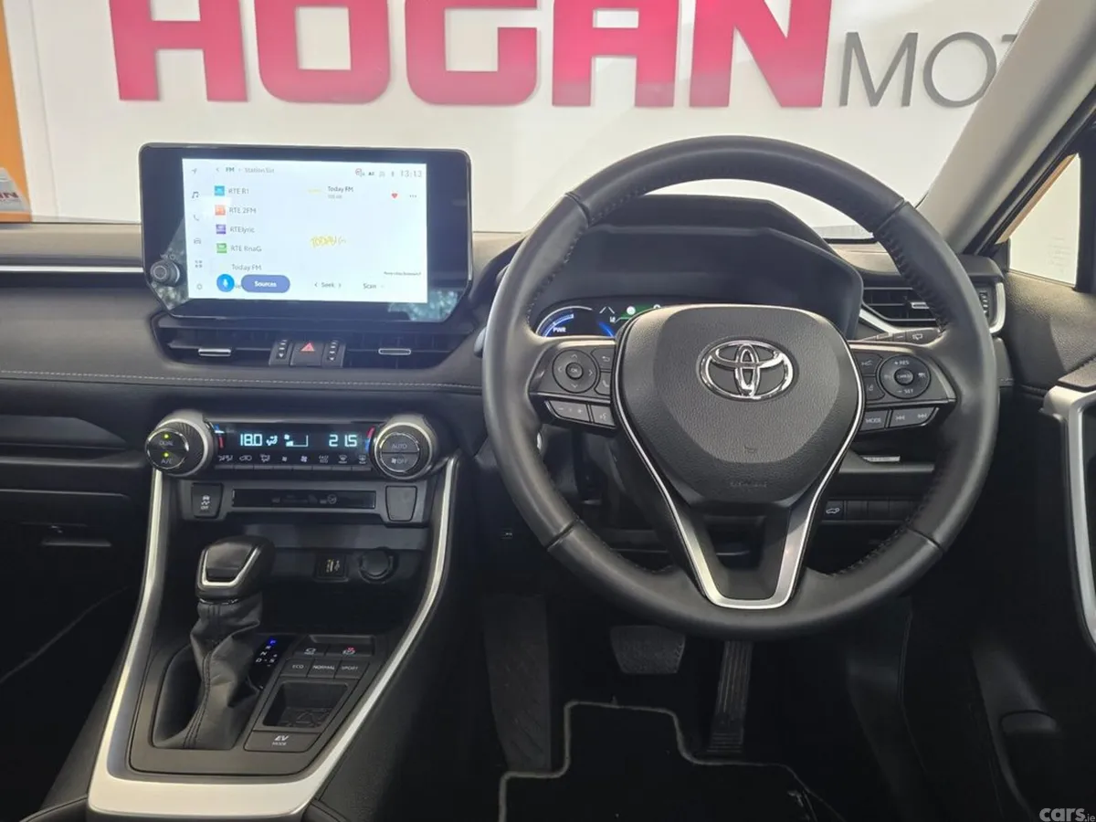 Toyota RAV4 SUV, Petrol Hybrid, 2025, Blue
