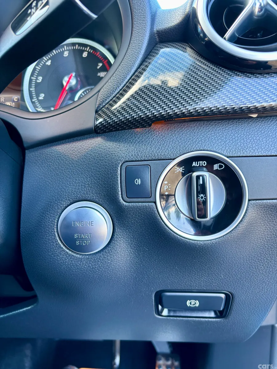 Mercedes-Benz B-Class MPV, Petrol, 2017, Blue