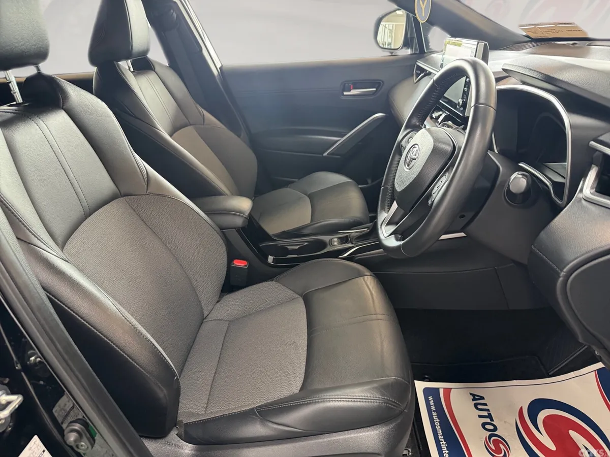 Toyota Corolla Cross SUV, Petrol Hybrid, 2023, Black