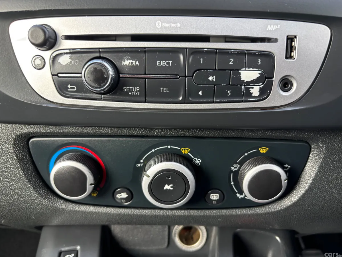 Renault Scenic MPV, Diesel, 2012, Black