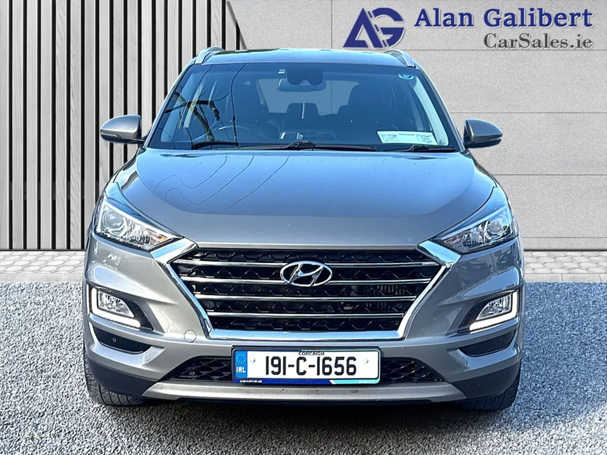 Hyundai Tucson MPV, Diesel, 2019, Grey
