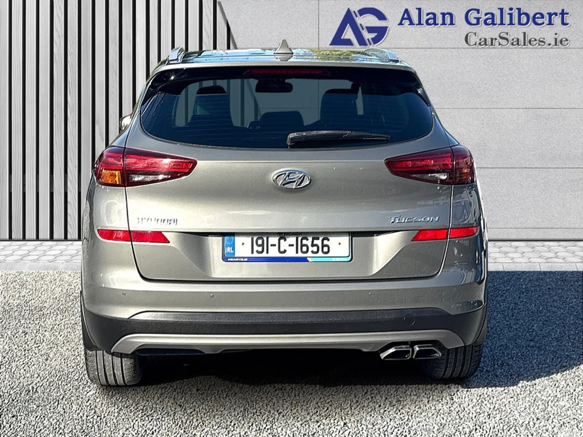 Hyundai Tucson MPV, Diesel, 2019, Grey