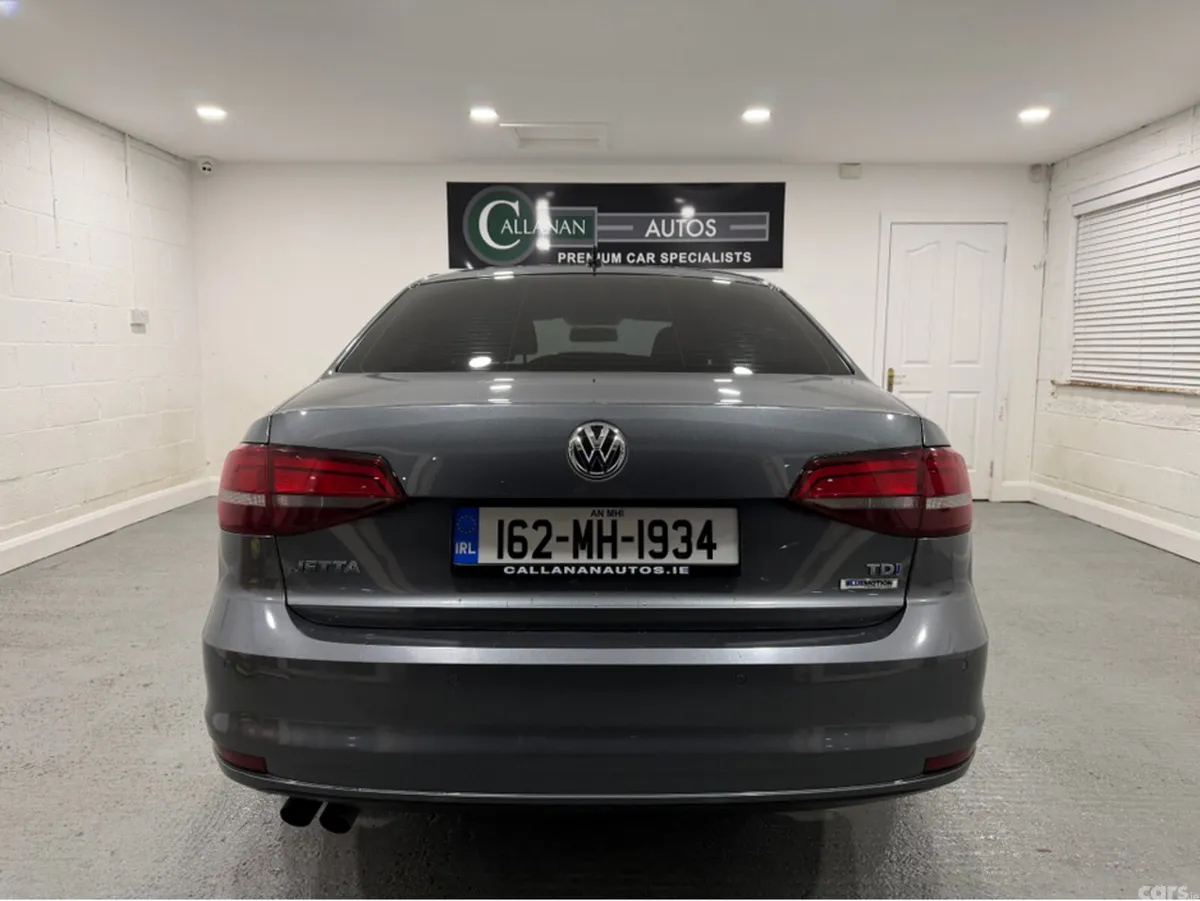 Volkswagen Jetta Saloon, Diesel, 2016, Grey