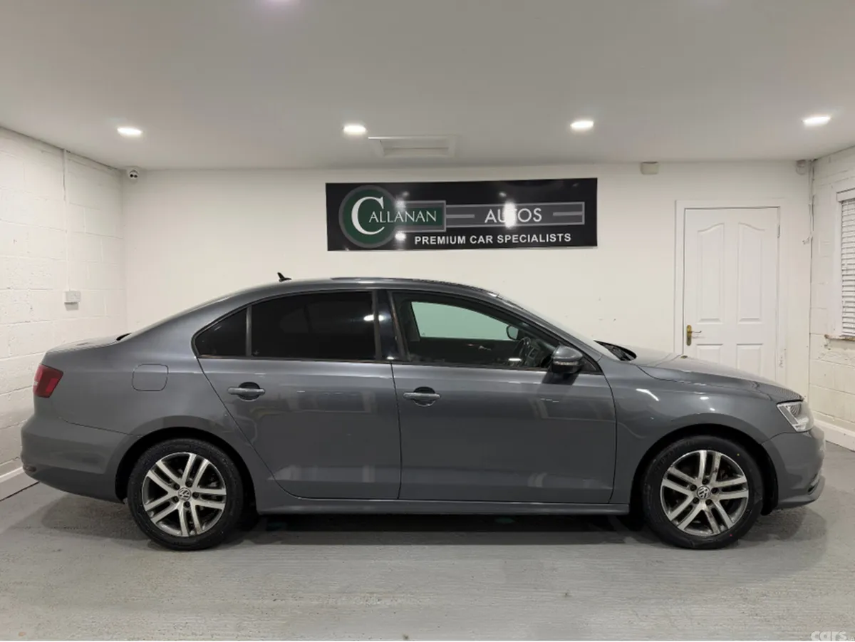 Volkswagen Jetta Saloon, Diesel, 2016, Grey