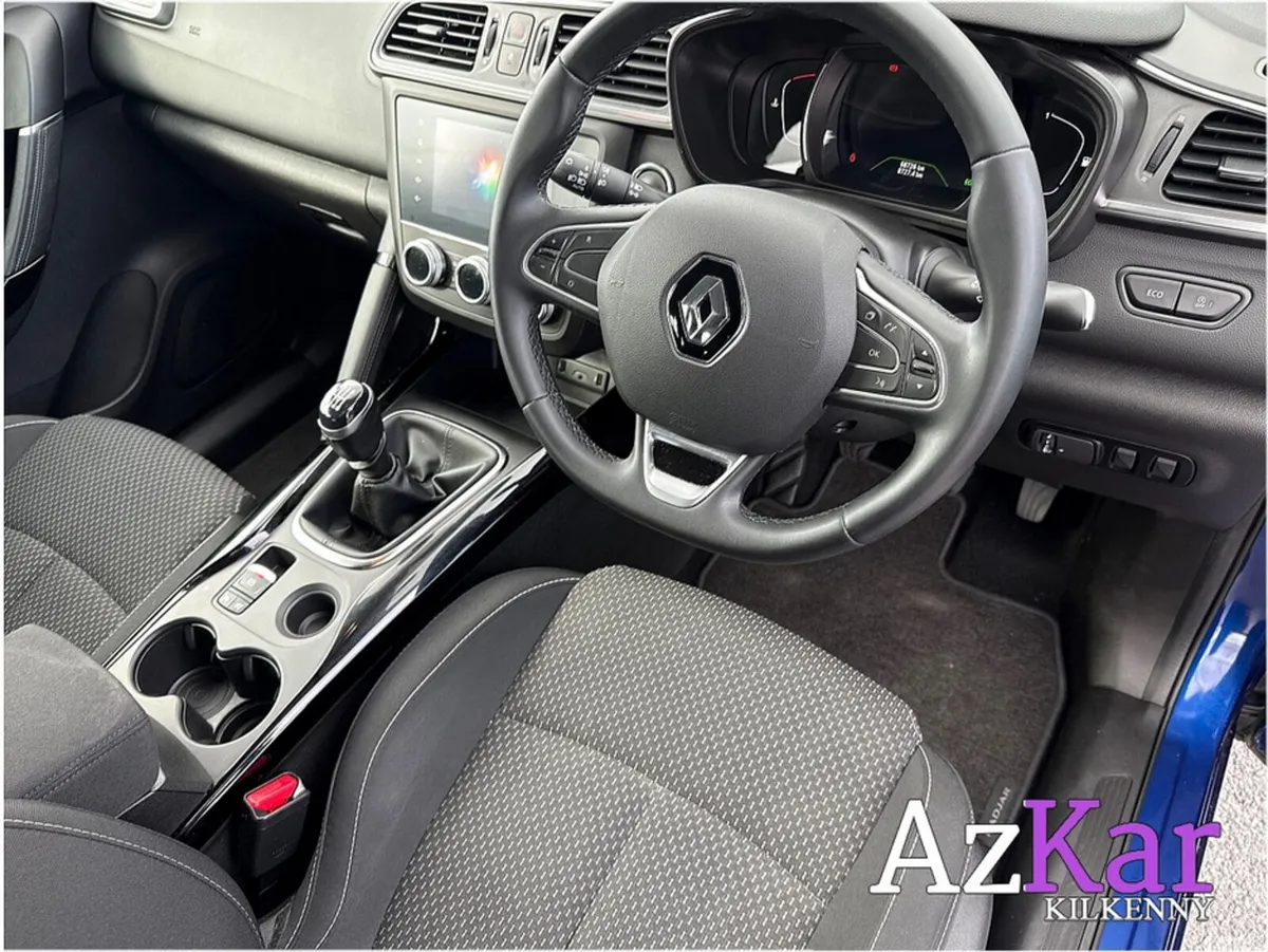 Renault Kadjar SUV, Petrol, 2022, Blue
