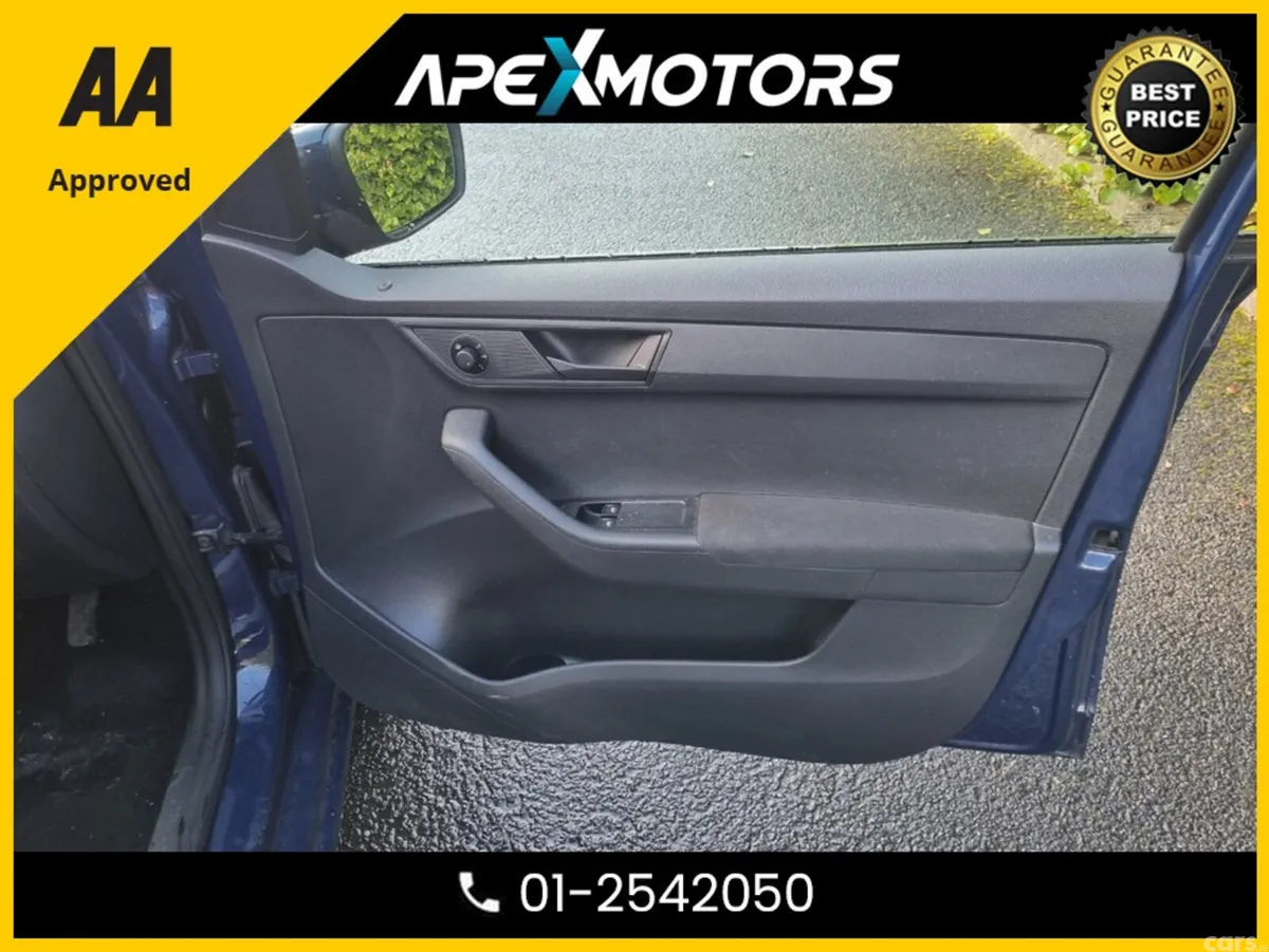Skoda Fabia Hatchback, Petrol, 2016, Blue