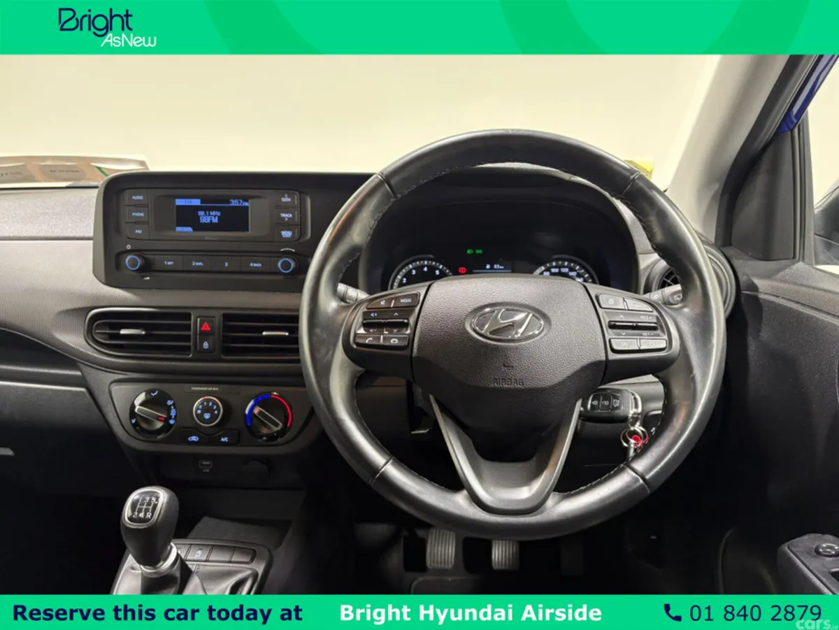 Hyundai i10 Hatchback, Petrol, 2022, Blue