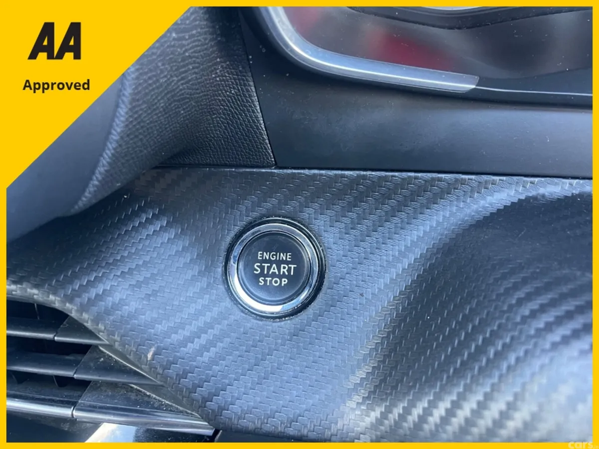 Peugeot 208 Hatchback, Petrol, 2021, Blue