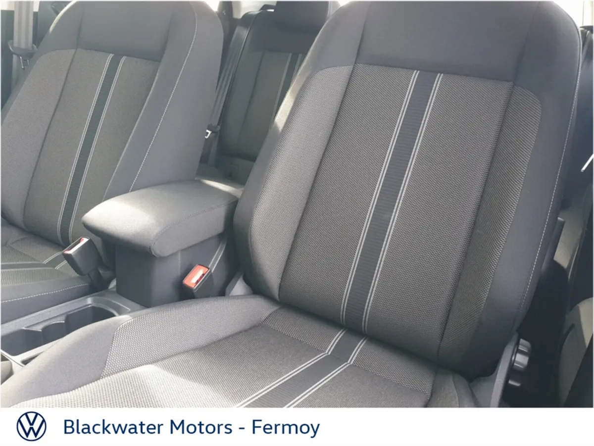 Volkswagen T-Roc Hatchback, Petrol, 2021, Black