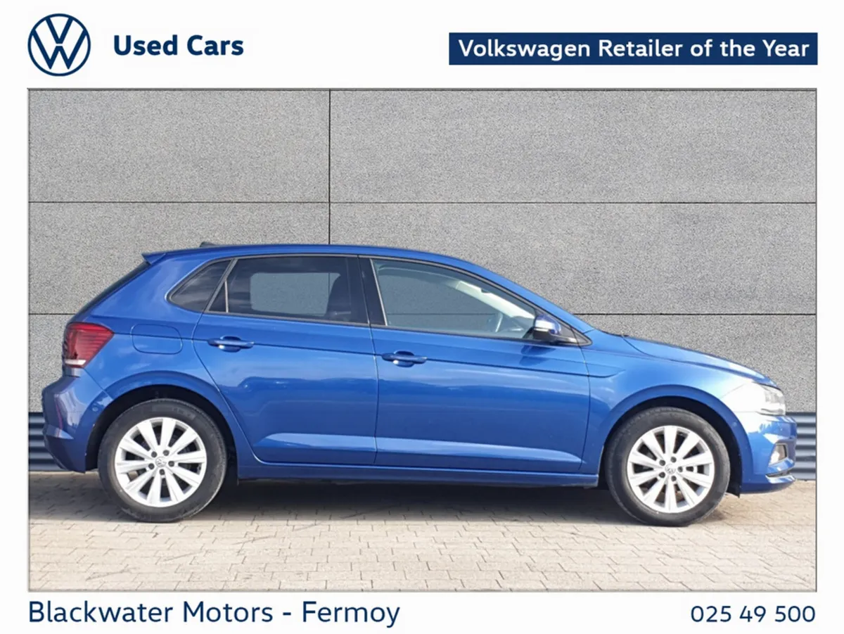 Volkswagen Polo Hatchback, Petrol, 2021, Blue