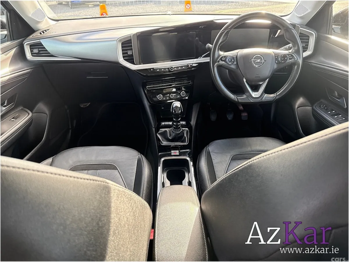Opel Mokka SUV, Petrol, 2023, Grey