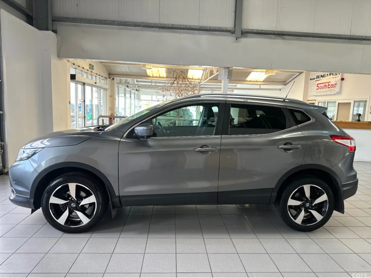 Nissan Qashqai MPV, Diesel, 2017, Grey