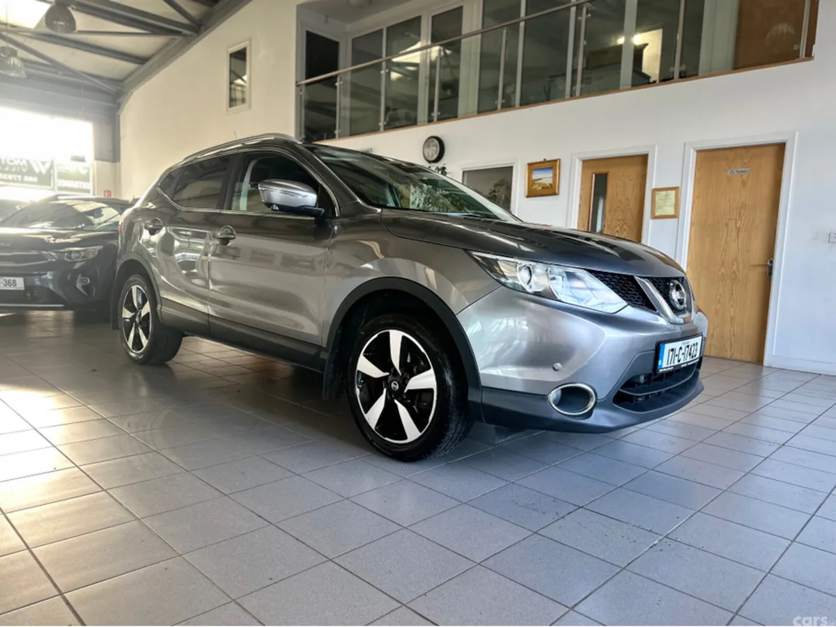 Nissan Qashqai MPV, Diesel, 2017, Grey