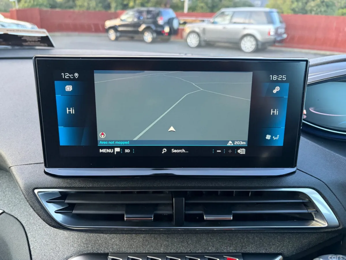 Peugeot 5008 MPV, Diesel, 2022, Grey
