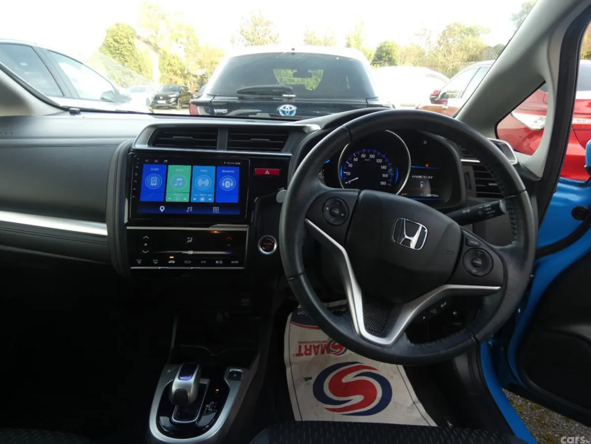 Honda Fit Hatchback, Petrol Hybrid, 2015, Blue