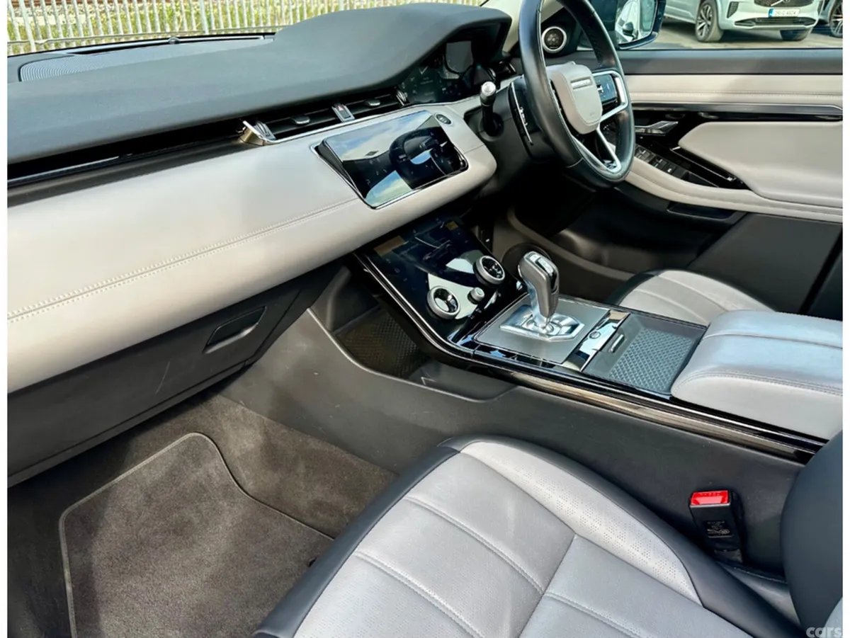 Land Rover Range Rover Evoque SUV, Petrol Plug-in Hybrid, 2022, White