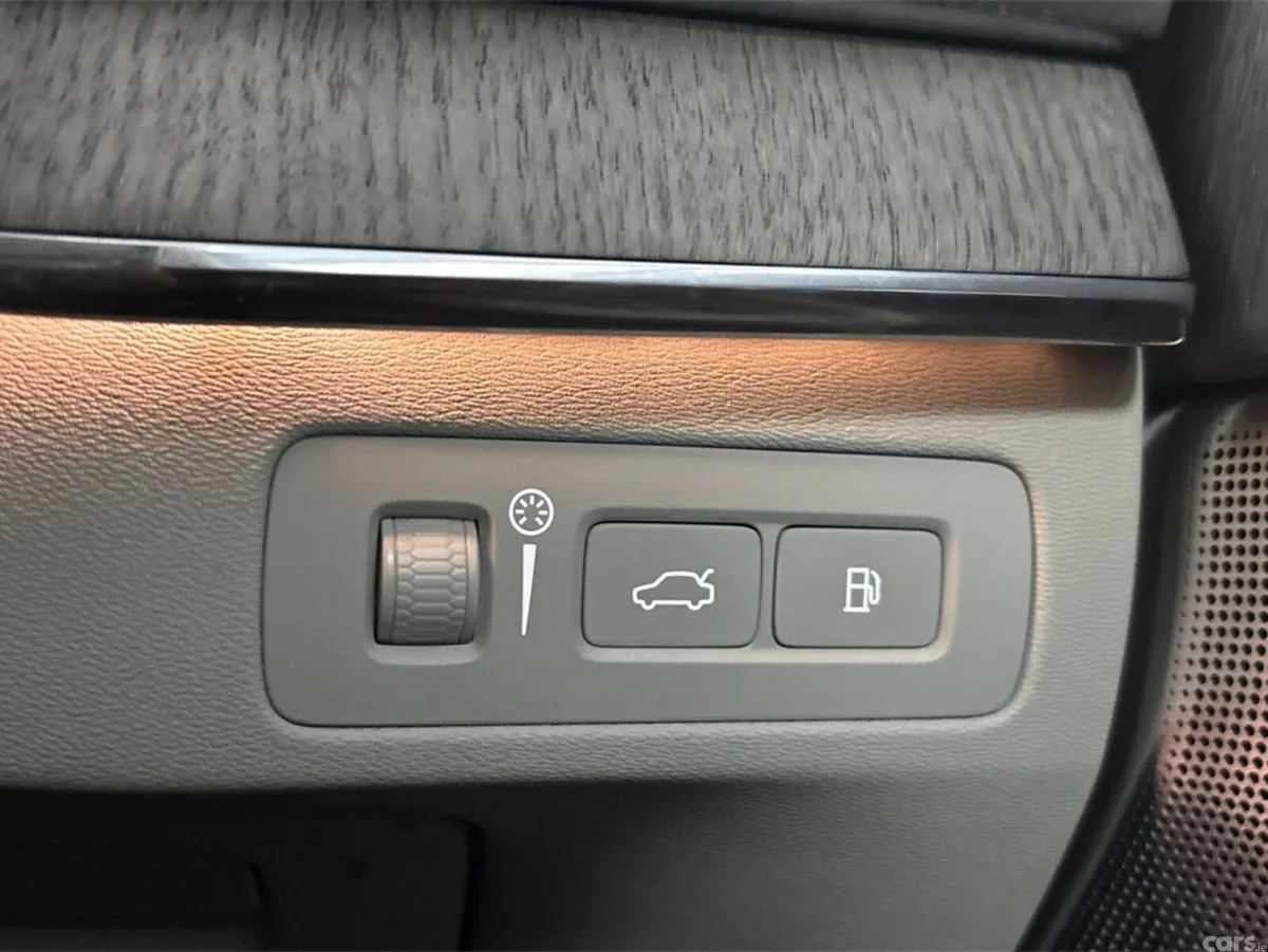 Volvo XC90 MPV, Petrol Hybrid, 2022, Grey