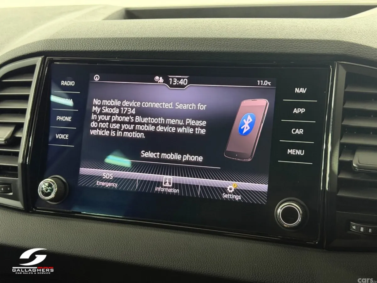 Skoda Karoq SUV, Diesel, 2025, Silver