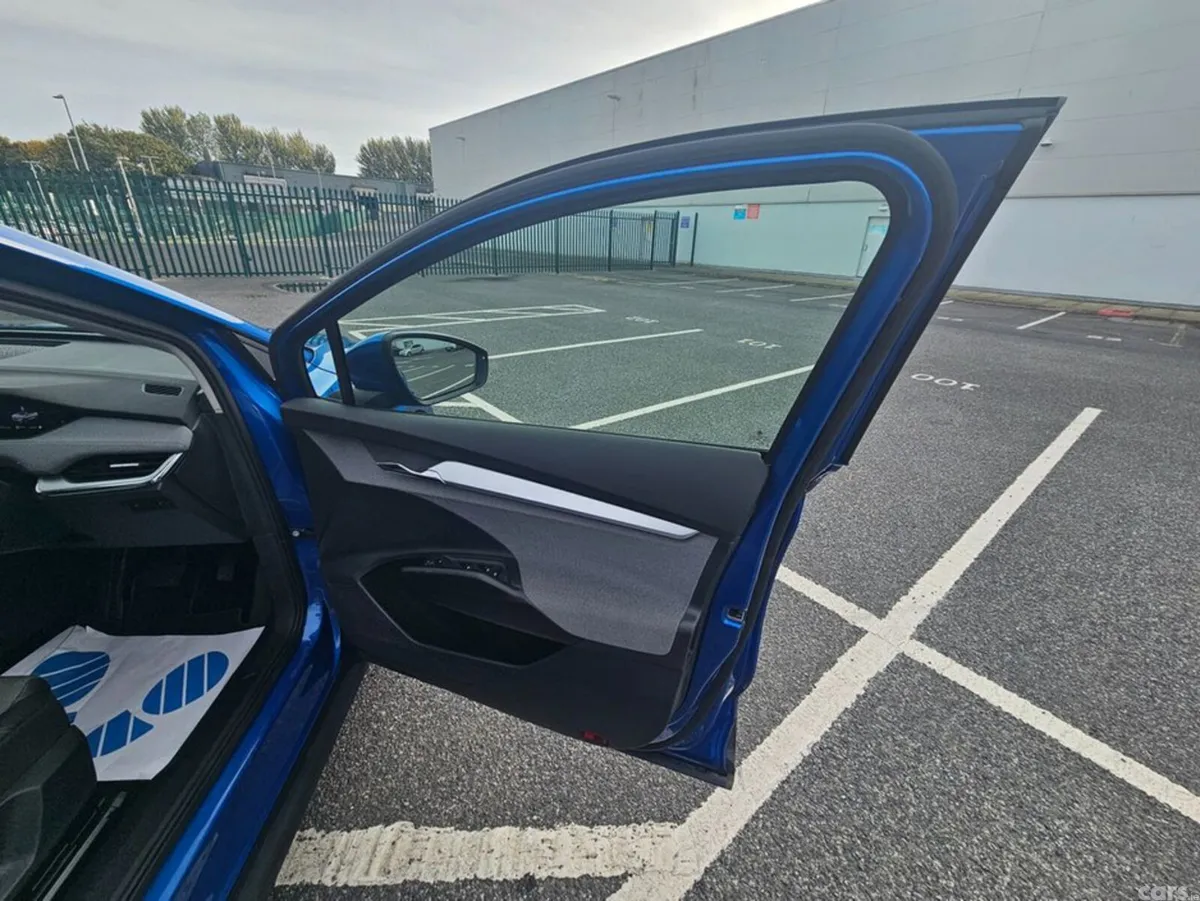 Skoda Enyaq Estate, Electric, 2023, Blue