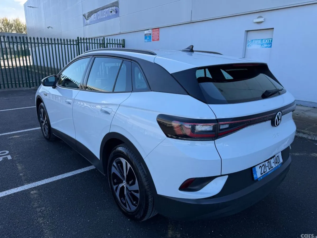 Volkswagen ID.4 Estate, Electric, 2022, White