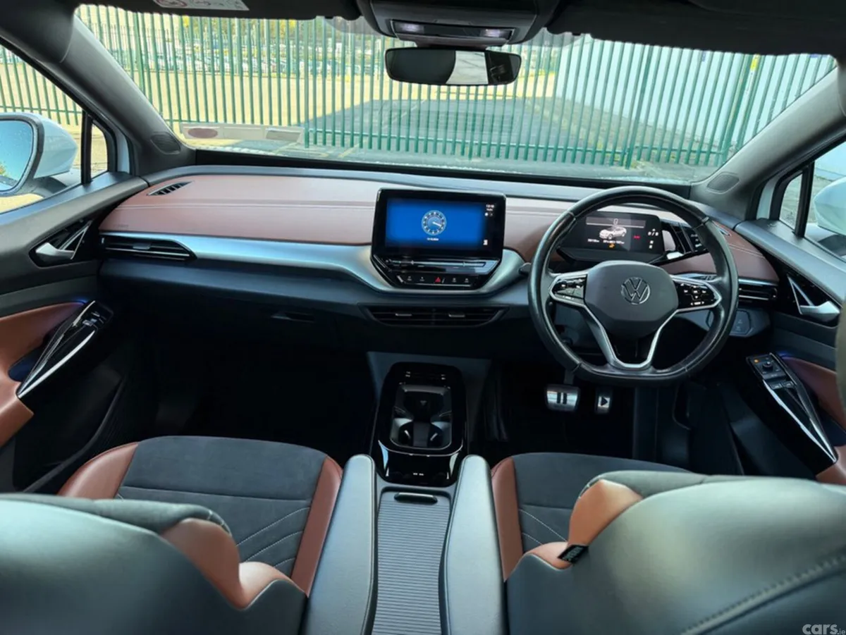 Volkswagen ID.4 Estate, Electric, 2022, White