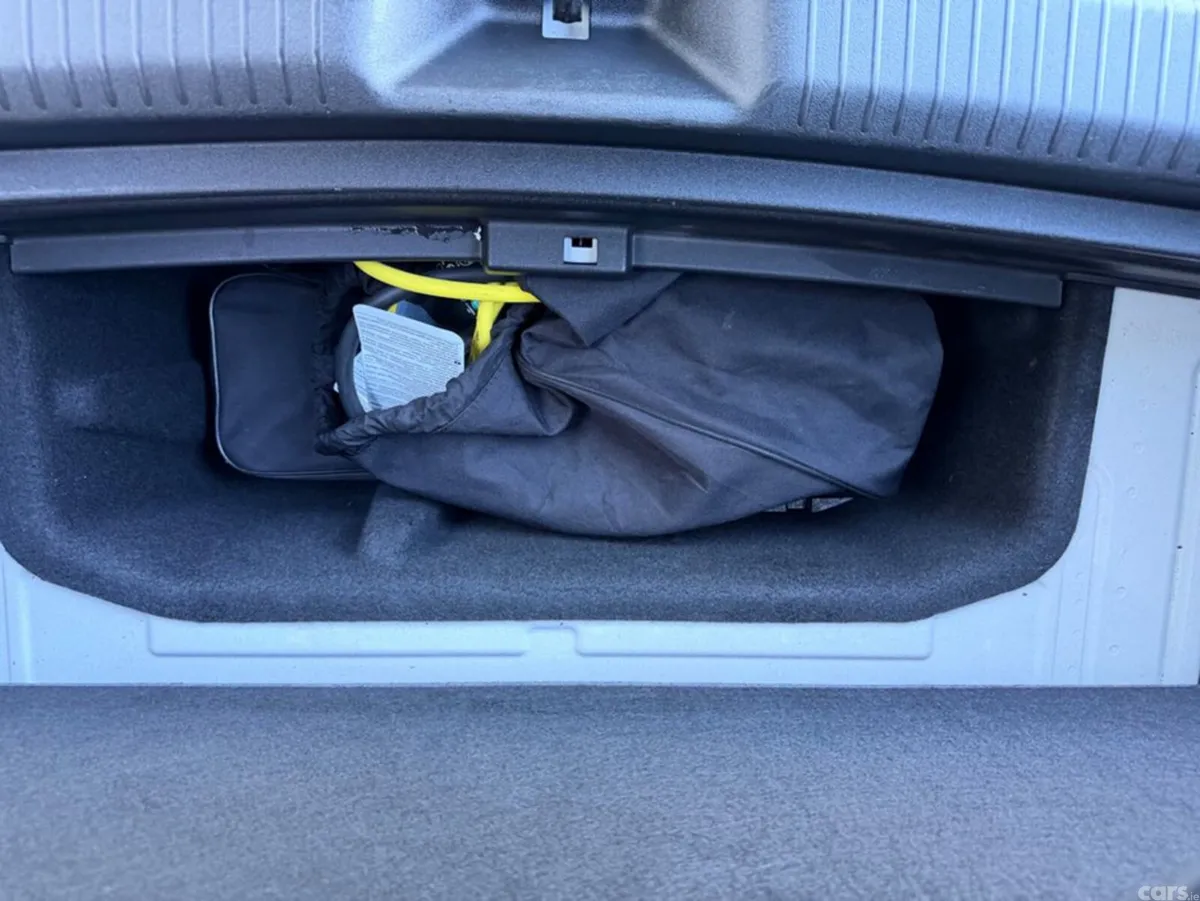 Volkswagen ID.4 Estate, Electric, 2022, White
