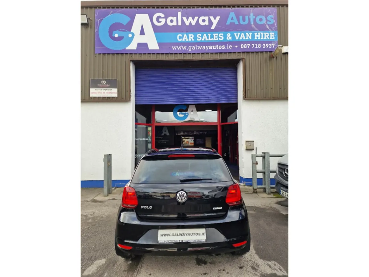 Volkswagen Polo Hatchback, Petrol, 2016, Black