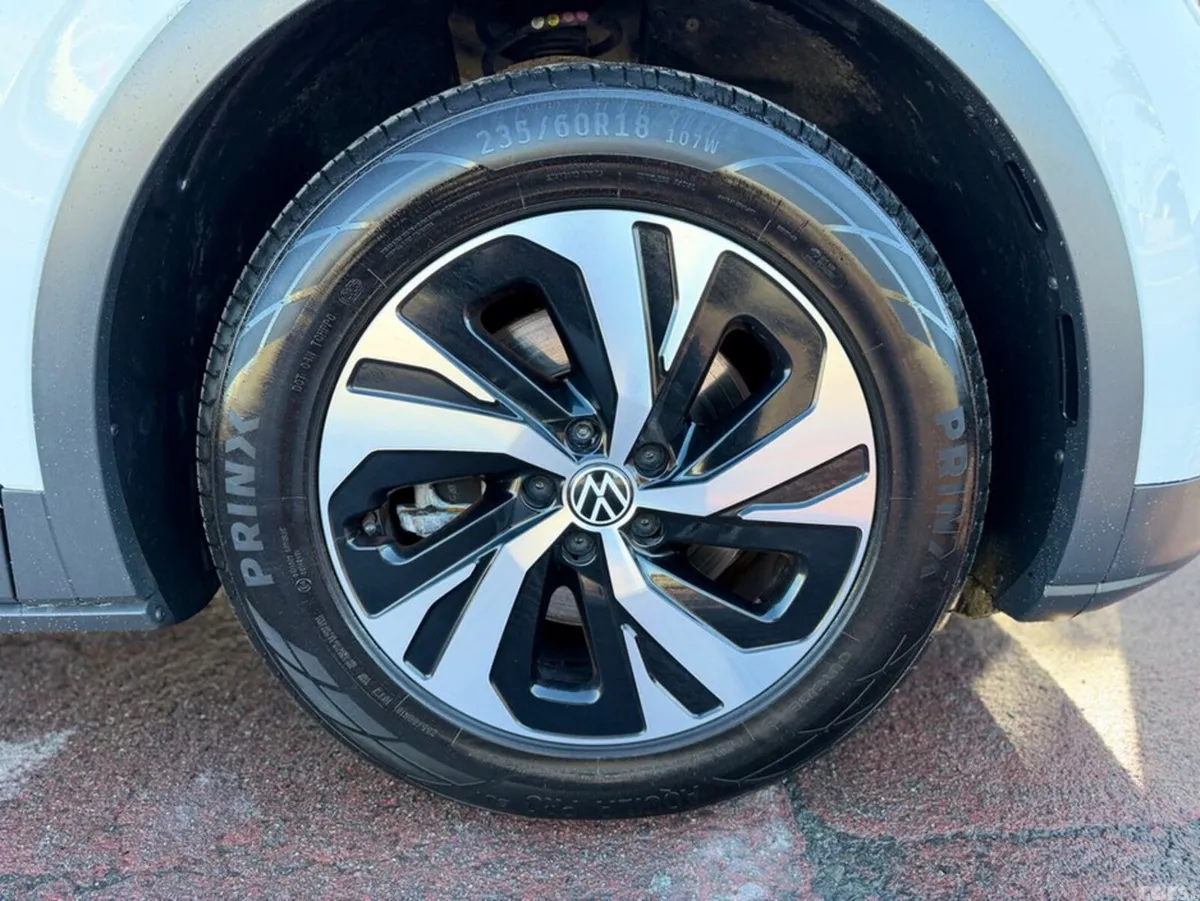 Volkswagen ID.4 Estate, Electric, 2022, White