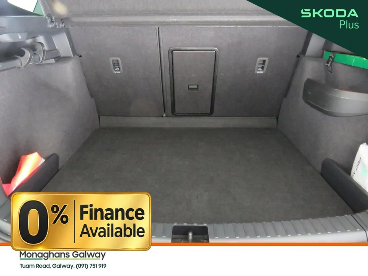 Skoda Karoq SUV, Diesel, 2026, Grey