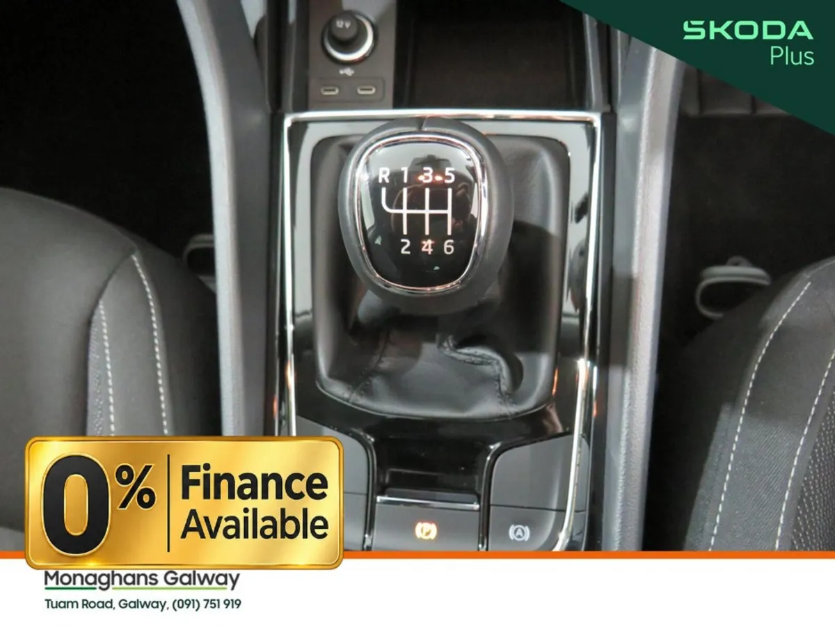 Skoda Karoq SUV, Diesel, 2026, Grey