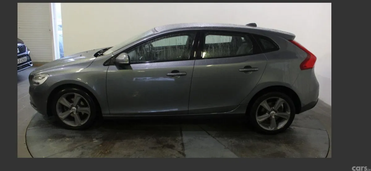 Volvo V40 Hatchback, Diesel, 2017, Grey