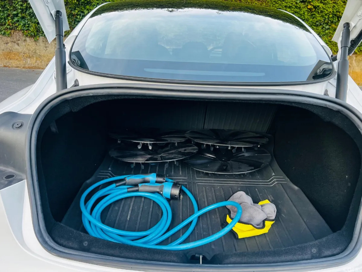 Tesla Model 3 Saloon, Electric, 2024, White