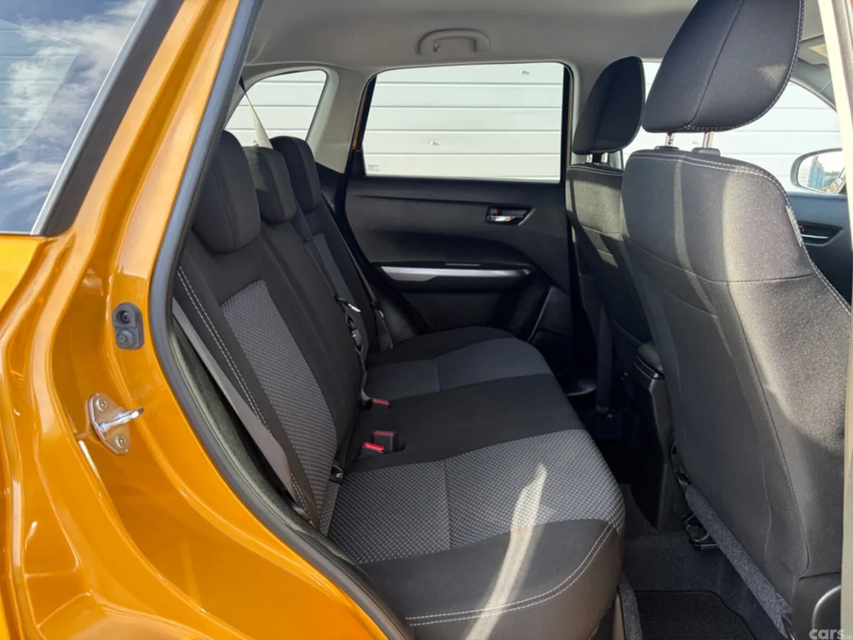 Suzuki Vitara SUV, Petrol Hybrid, 2025, Yellow