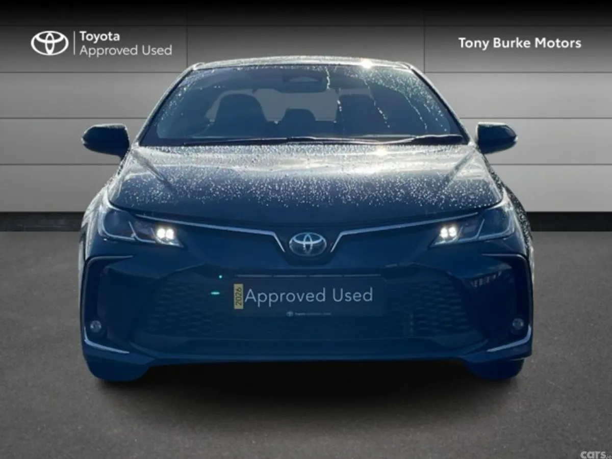 Toyota Corolla Saloon, Petrol Hybrid, 2026, Green