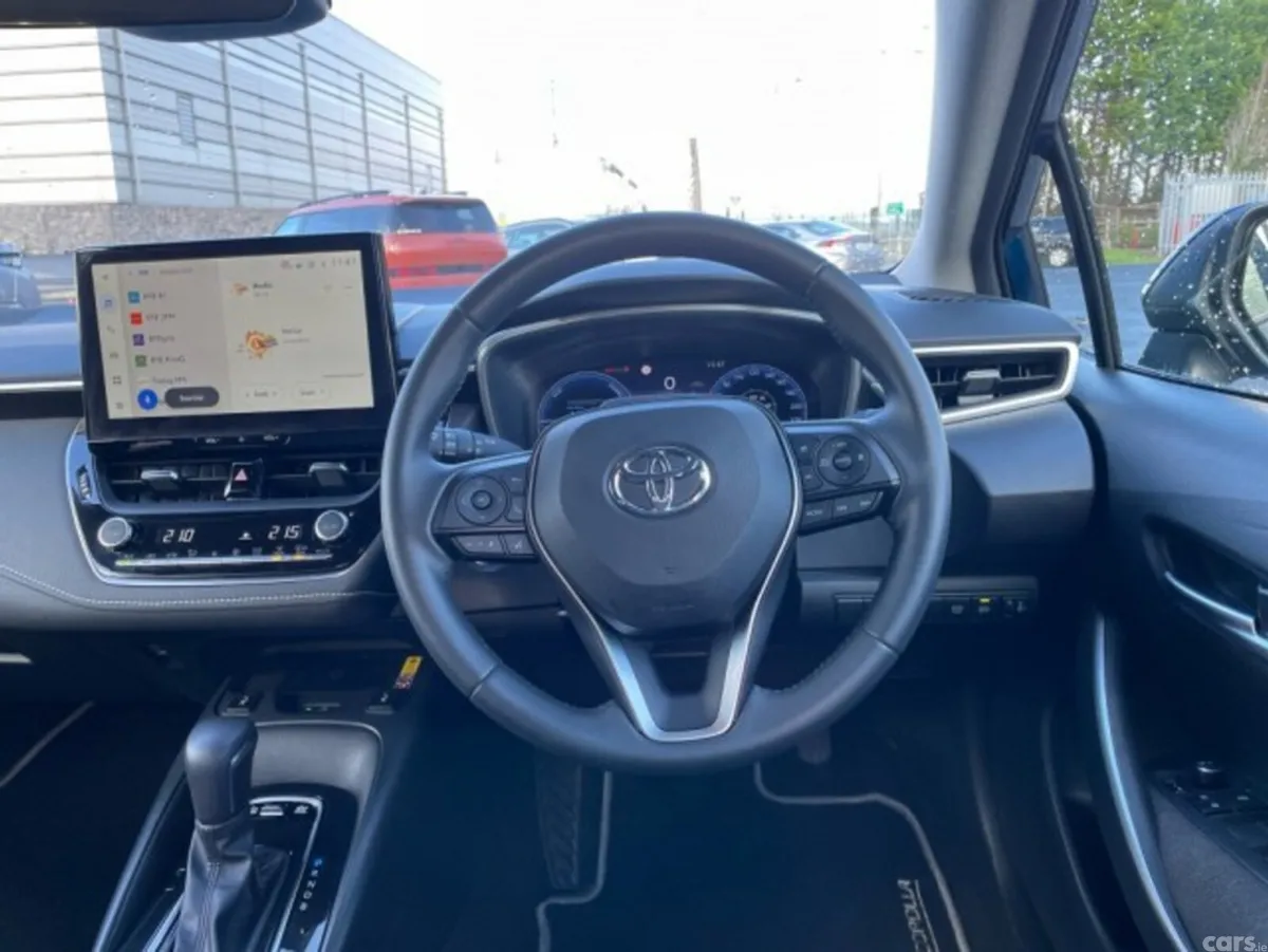 Toyota Corolla Saloon, Petrol Hybrid, 2026, Green