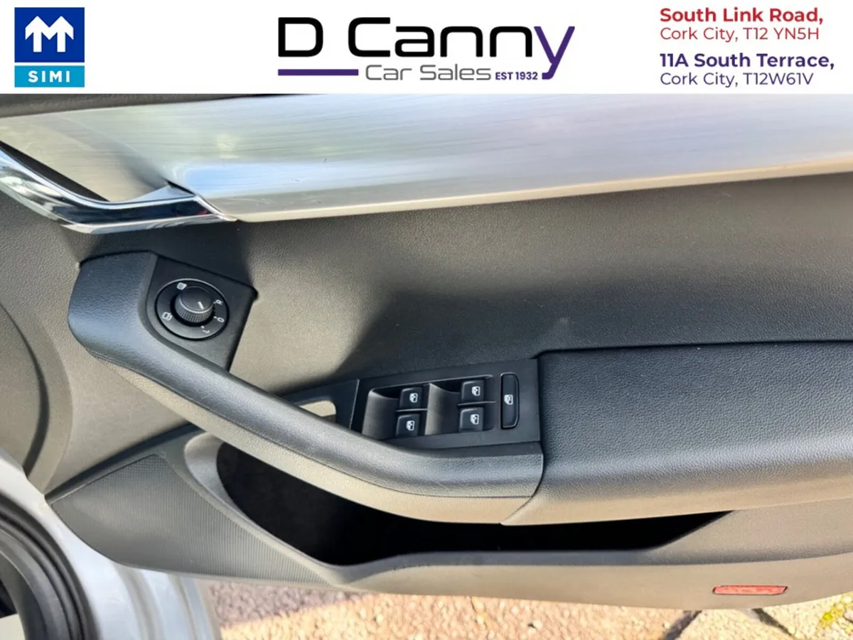 Skoda Octavia Estate, Petrol, 2020, Grey