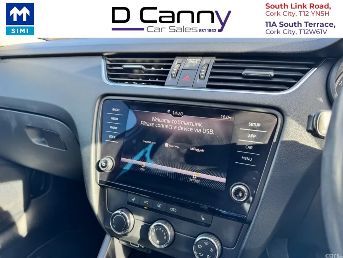 Skoda Octavia Estate, Petrol, 2020, Grey