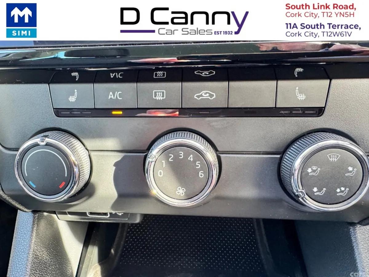 Skoda Octavia Estate, Petrol, 2020, Grey