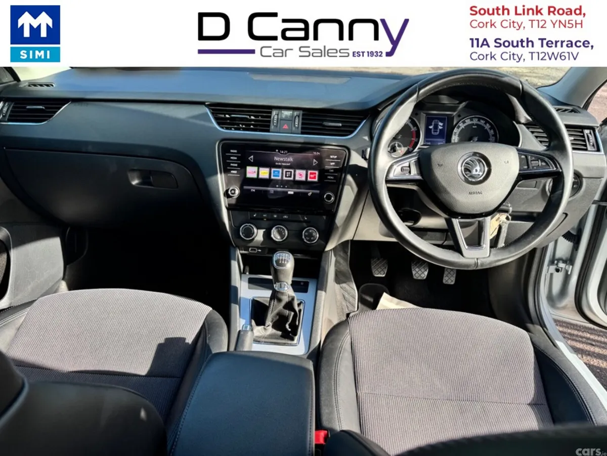 Skoda Octavia Estate, Petrol, 2020, Grey