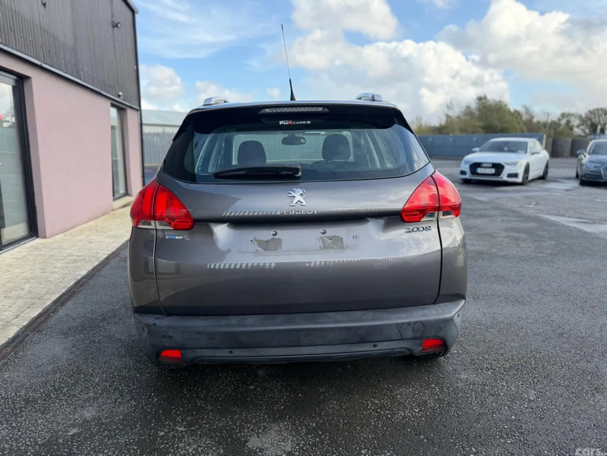 Peugeot 2008 SUV, Petrol, 2016, Grey
