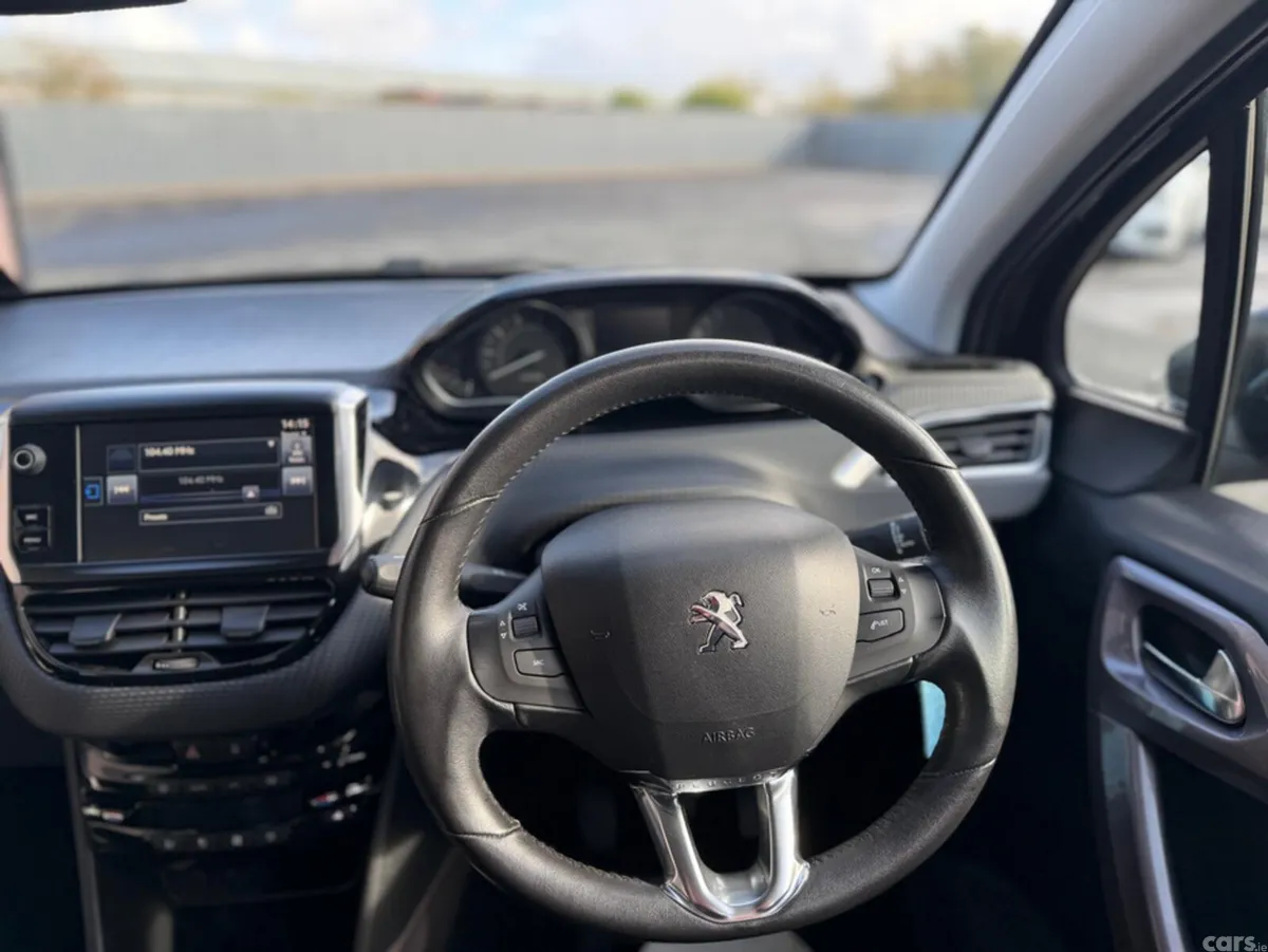 Peugeot 2008 SUV, Petrol, 2016, Grey