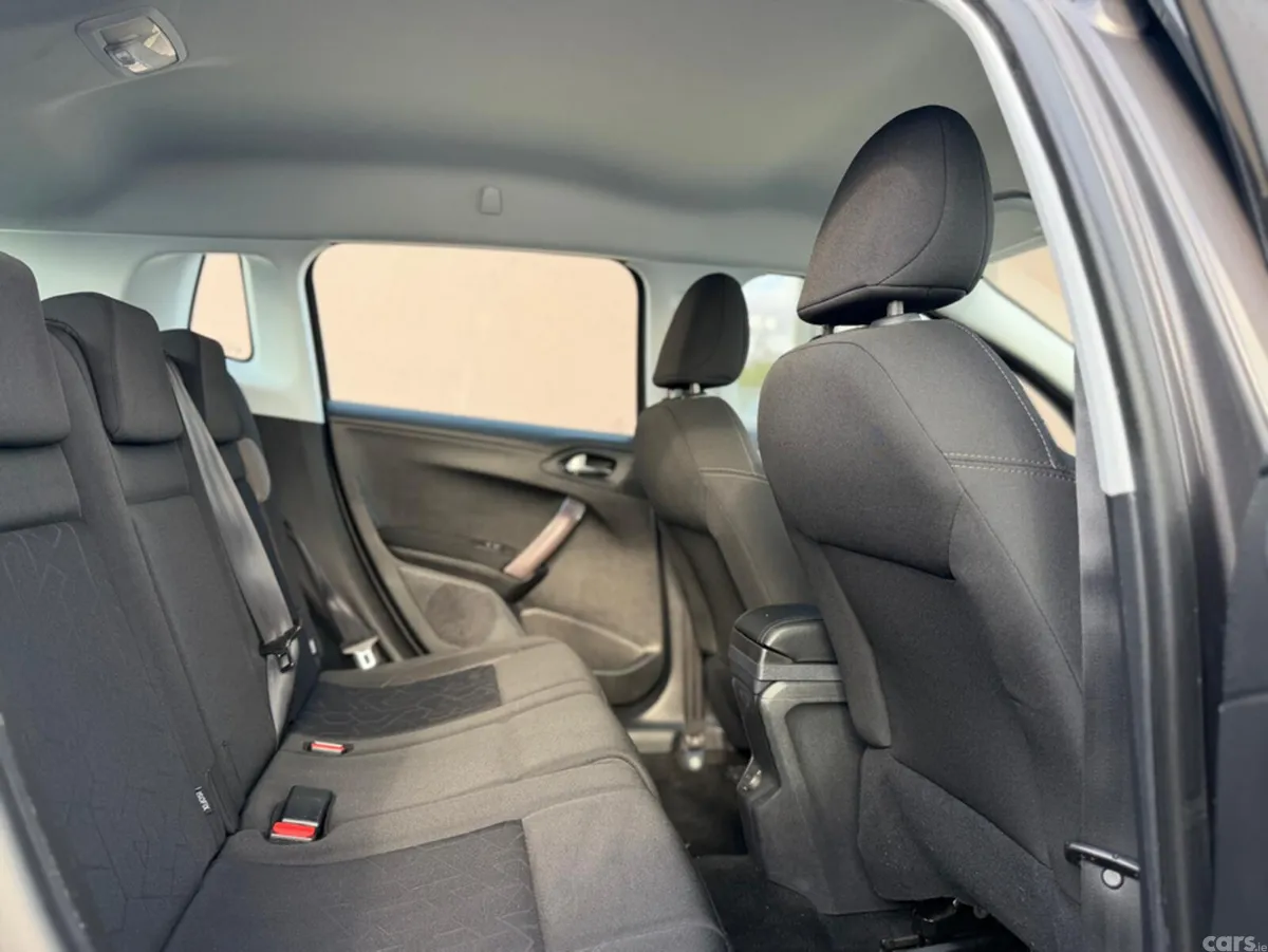 Peugeot 2008 SUV, Petrol, 2016, Grey