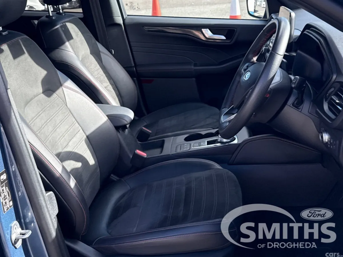 Ford Kuga MPV, Petrol, 2023, Blue