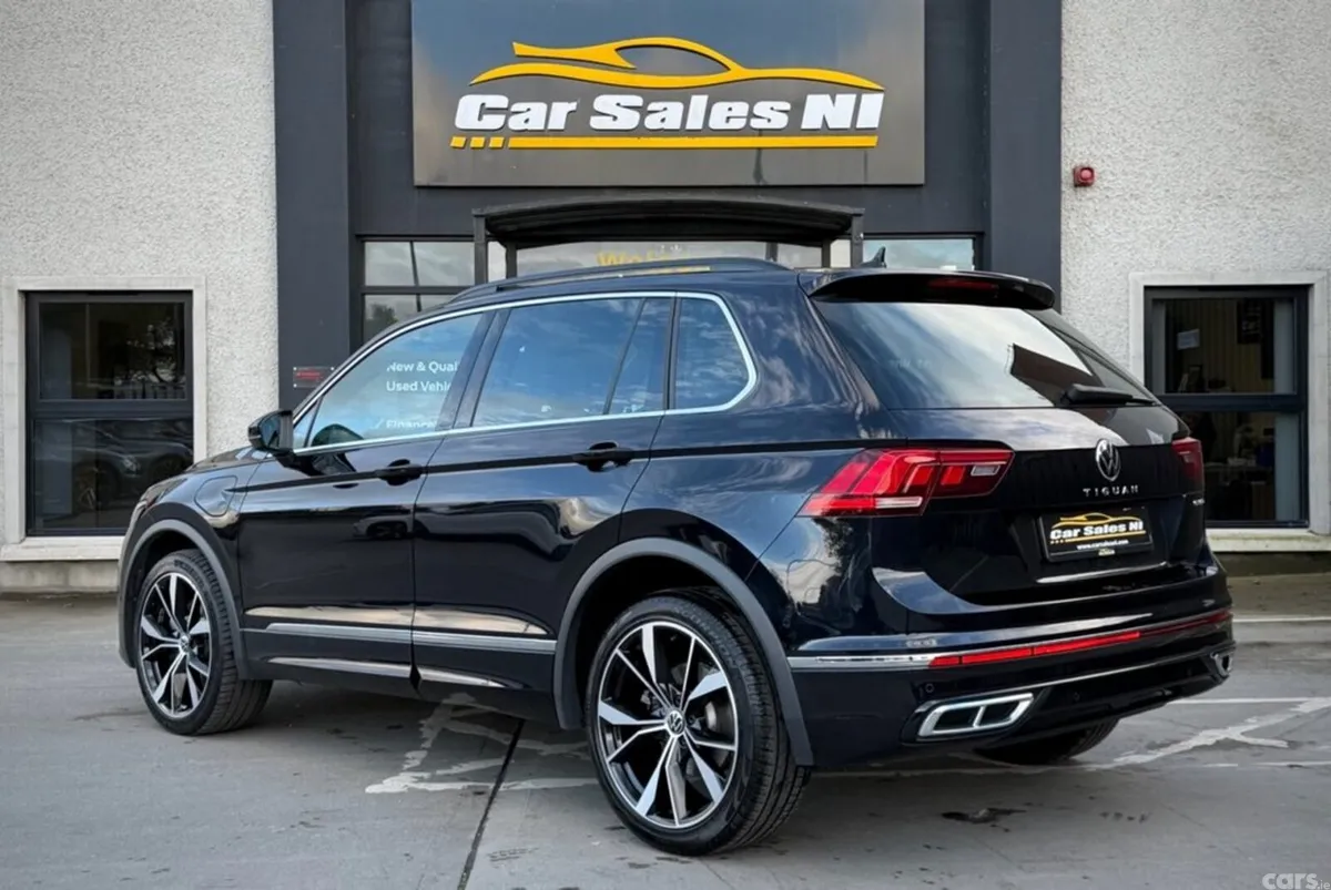 Volkswagen Tiguan SUV, Petrol Hybrid, 2023, Black