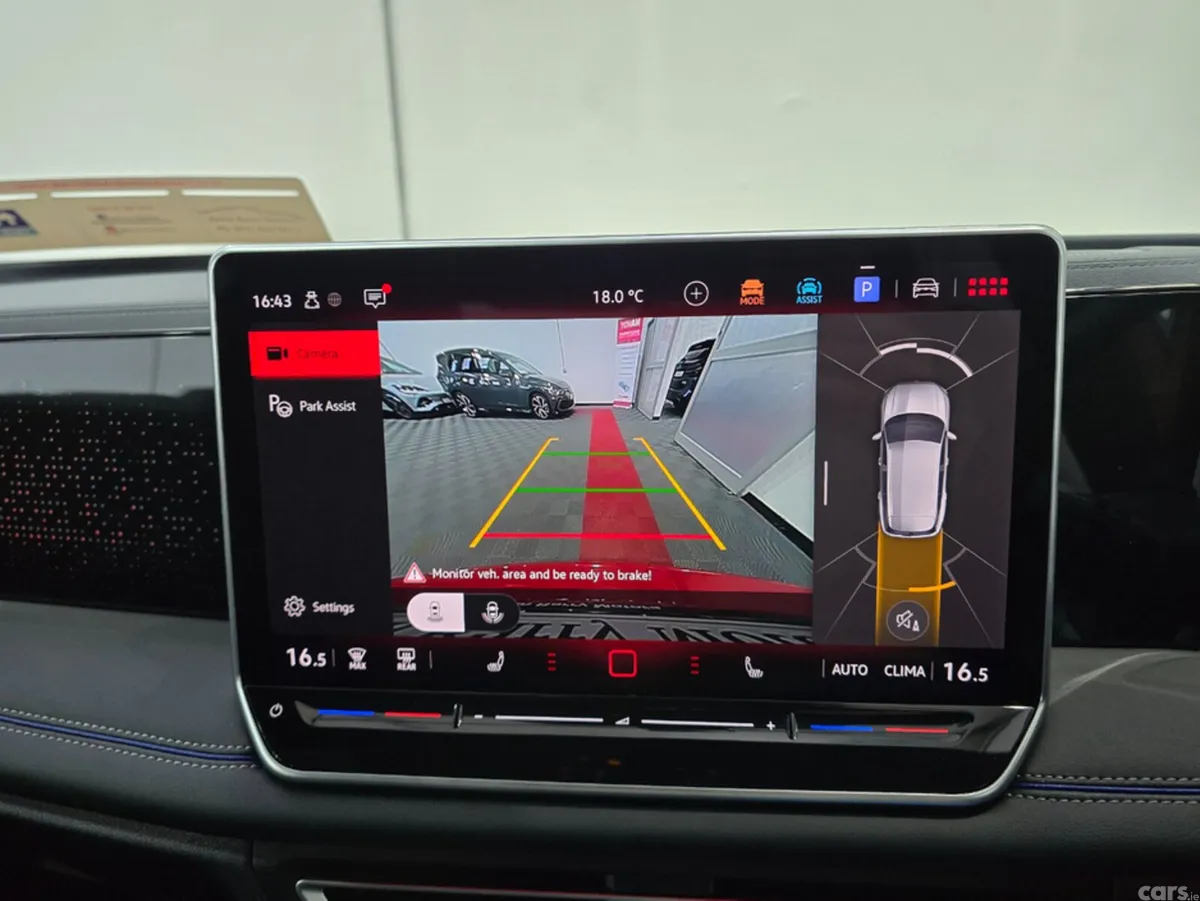 Volkswagen Tiguan SUV, Petrol Plug-in Hybrid, 2025, Red
