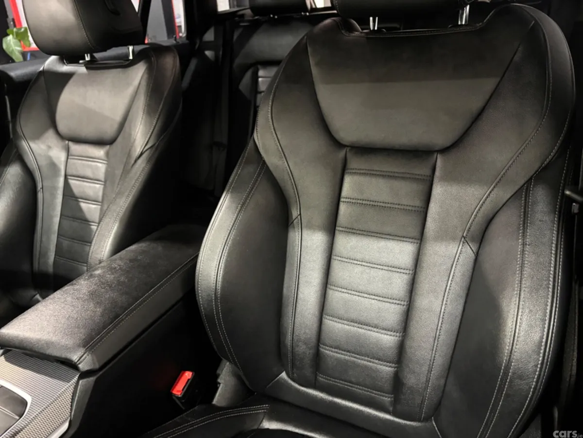BMW 3-Series Estate, Petrol Plug-in Hybrid, 2021, Black