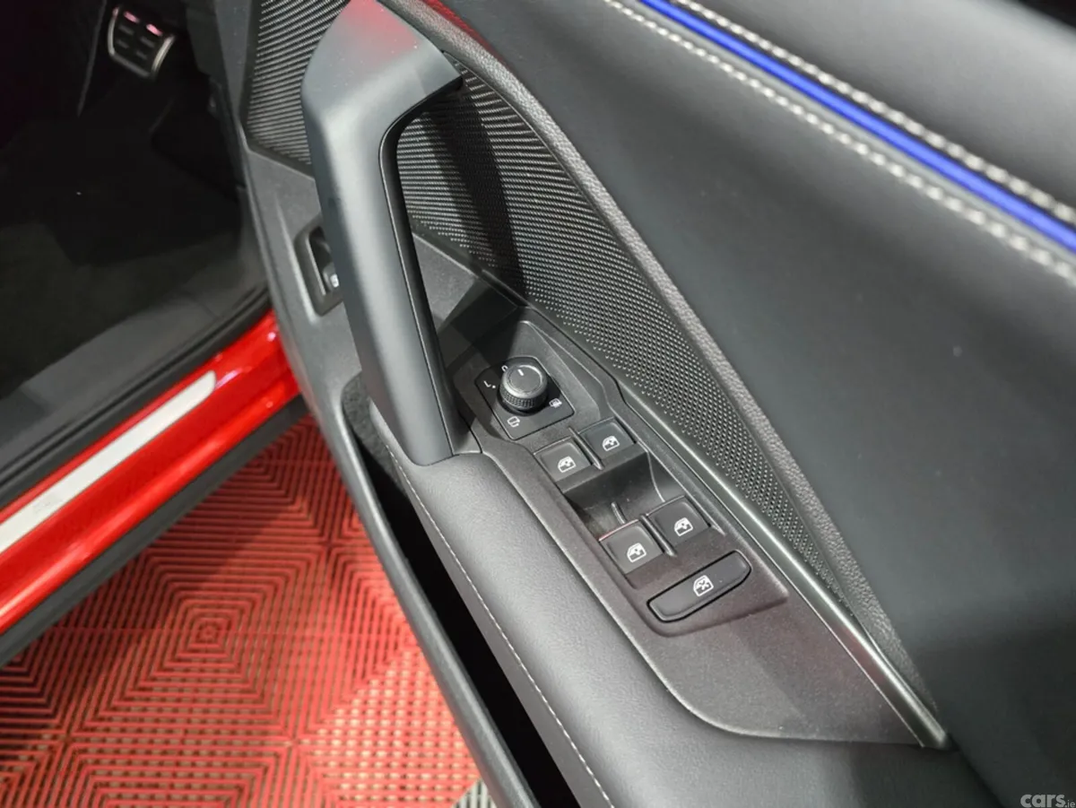 Volkswagen Tiguan SUV, Petrol Plug-in Hybrid, 2025, Red