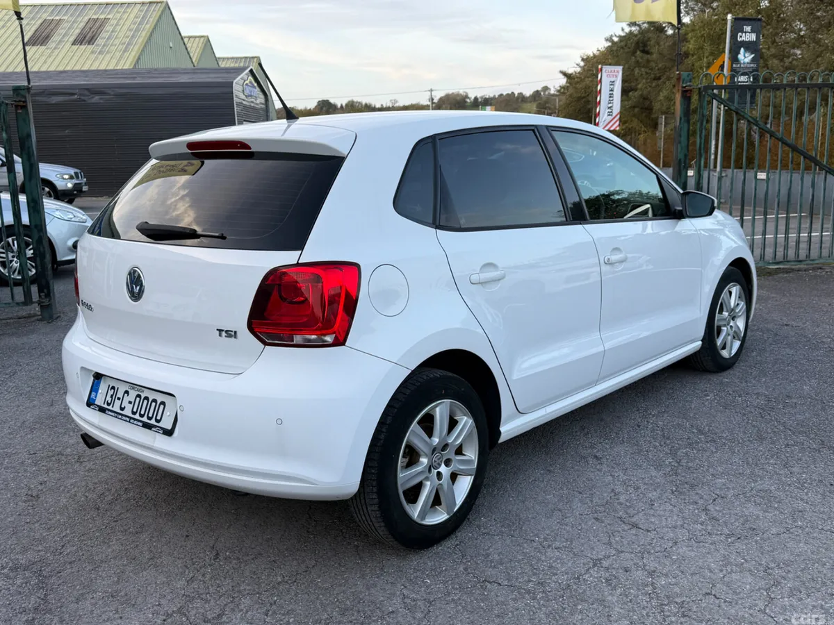 Volkswagen Polo Hatchback, Petrol, 2013, White