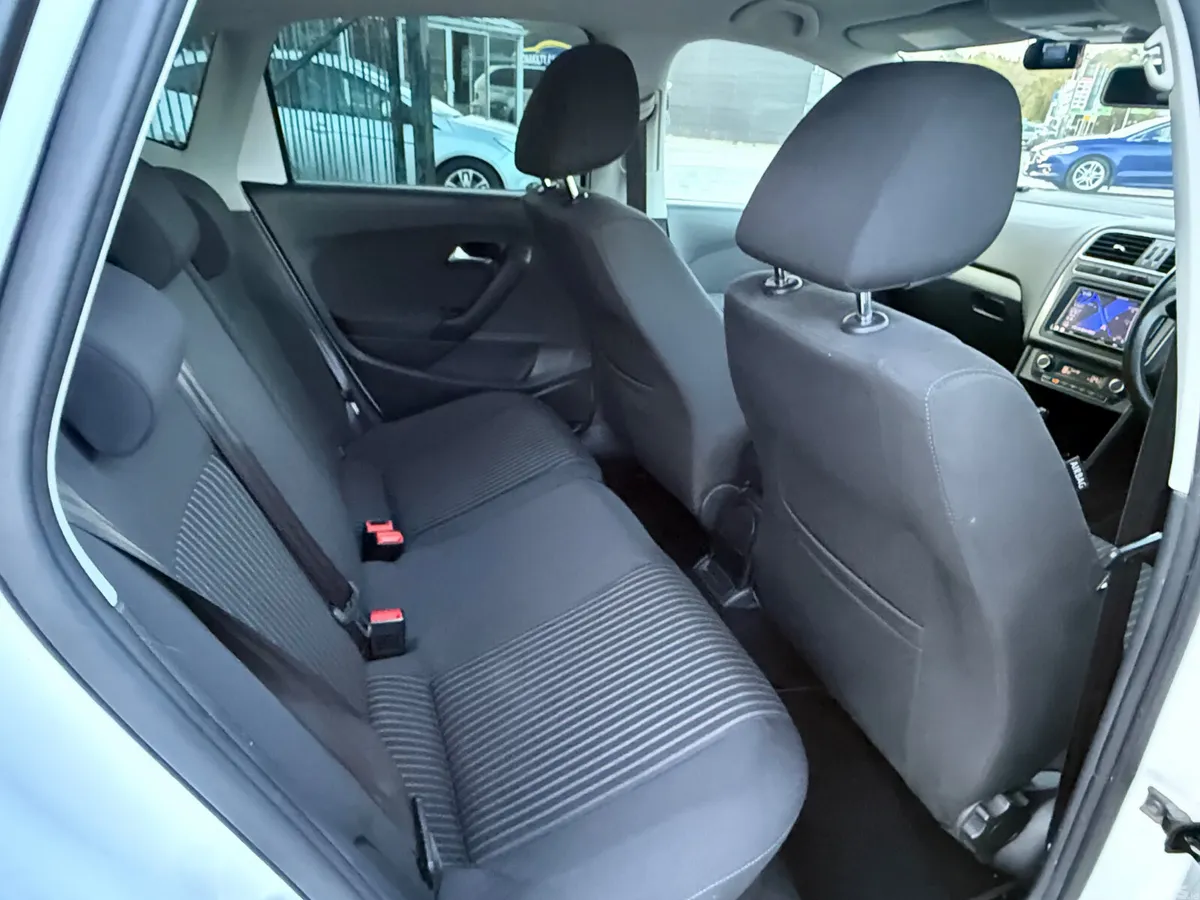Volkswagen Polo Hatchback, Petrol, 2013, White