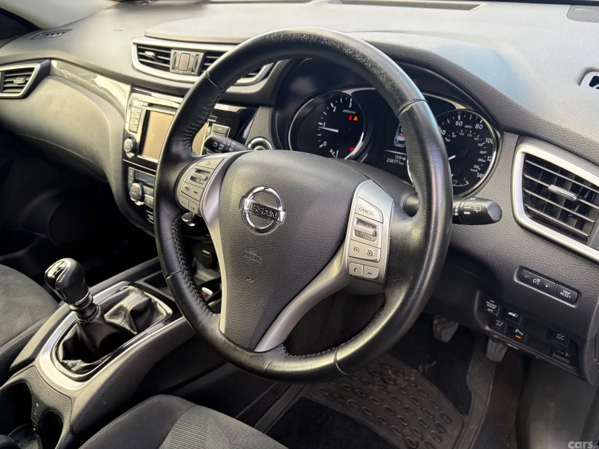 Nissan X-Trail SUV, Diesel, 2015, Black